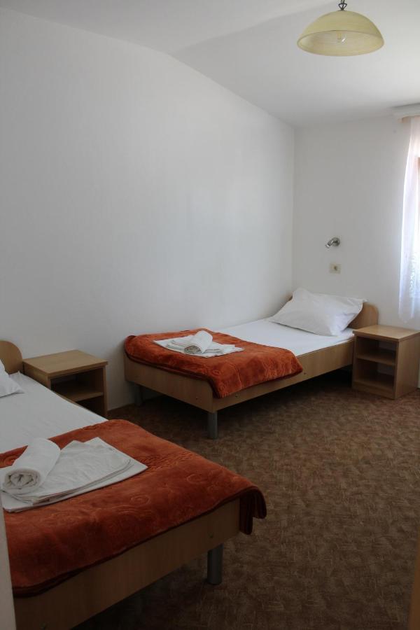 Pansion Nikica Kozina Bed & Breakfast Medugorje Bagian luar foto