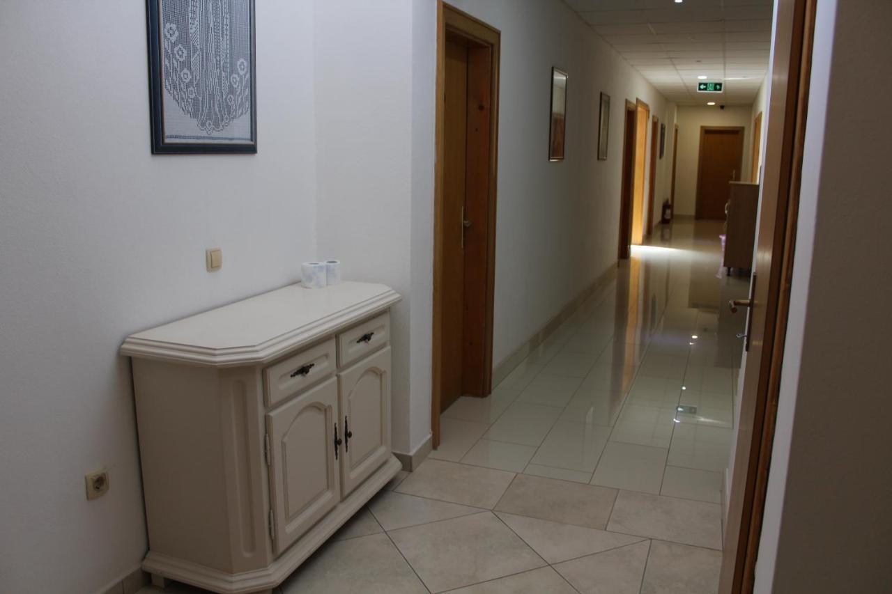 Pansion Nikica Kozina Bed & Breakfast Medugorje Bagian luar foto